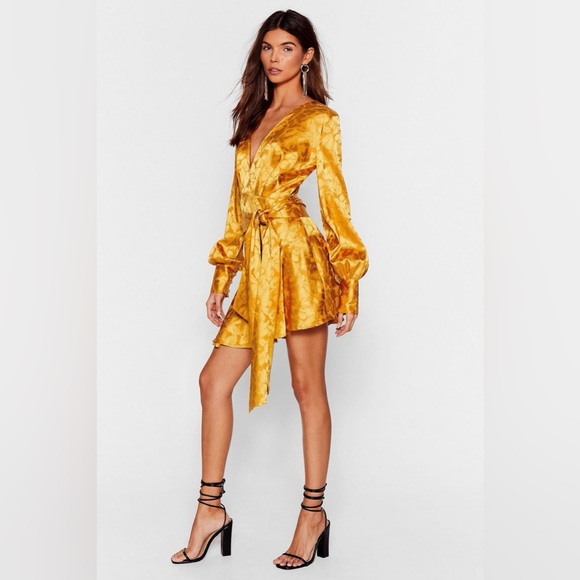 Nasty Gal Dresses & Skirts - NASTY-GAL Sleek It Real Jacquard Mini Dress🧡